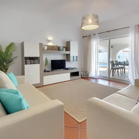 Willa Francella- Relaxing Holidays In An Ideal Location By Dreamvillasalbufeira *