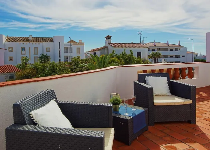 Francella- Relaxing Holidays In An Ideal Location By Dreamvillasalbufeira אלבופיירה