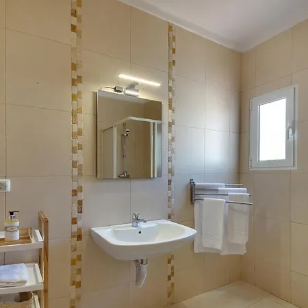 Francella- Relaxing Holidays In An Ideal Location By Dreamvillasalbufeira 빌라 알부페이라